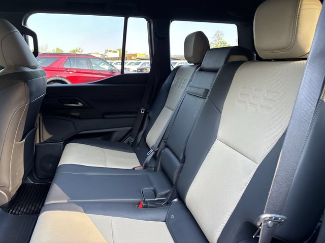 Used 2024 Lexus GX 550 AWD/4WD image 23