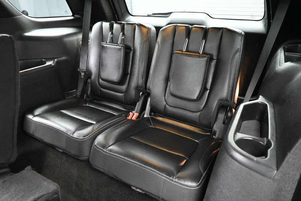 Certified 2017 Ford Explorer Limited FWD image 20