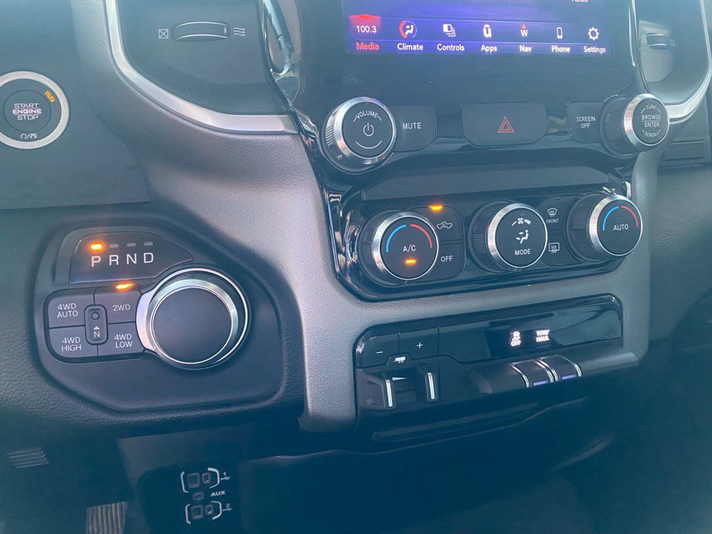 Used 2020 RAM 1500 Big Horn AWD/4WD image 24