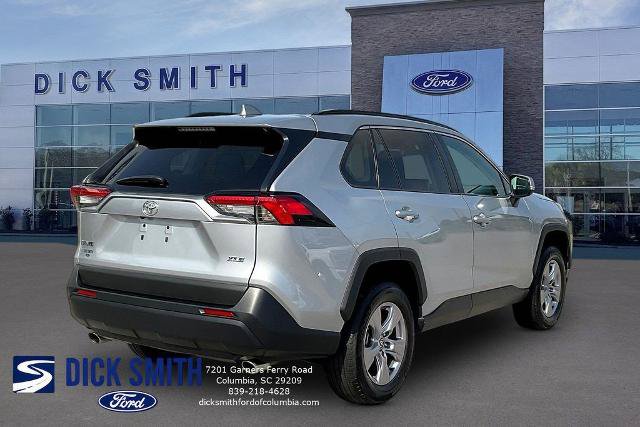Used 2025 Toyota RAV4 XLE FWD image 6