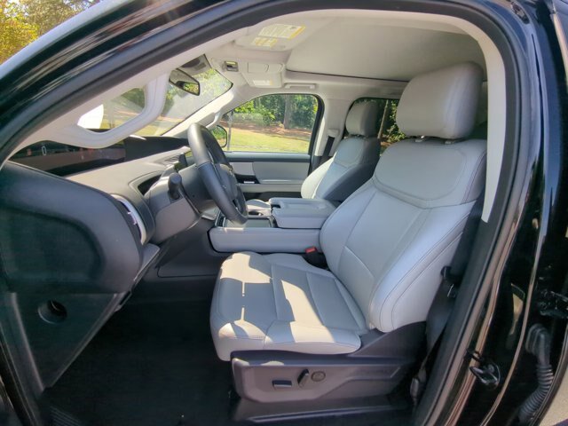 Certified 2025 Ford Expedition Active RWD image 16