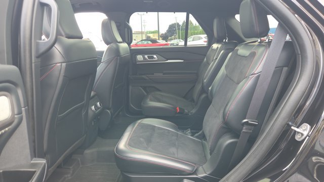Certified 2025 Ford Explorer ST AWD/4WD image 25
