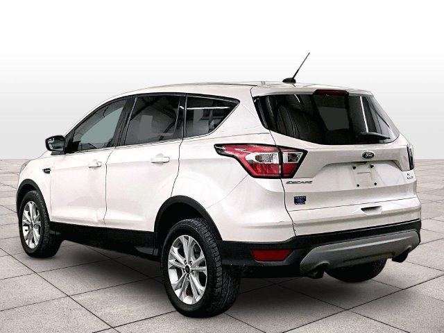 Certified 2017 Ford Escape SE AWD/4WD image 10