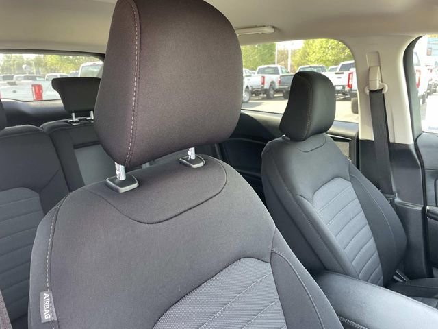 Certified 2024 Ford Edge SE w/ Black Appearance Package image 36