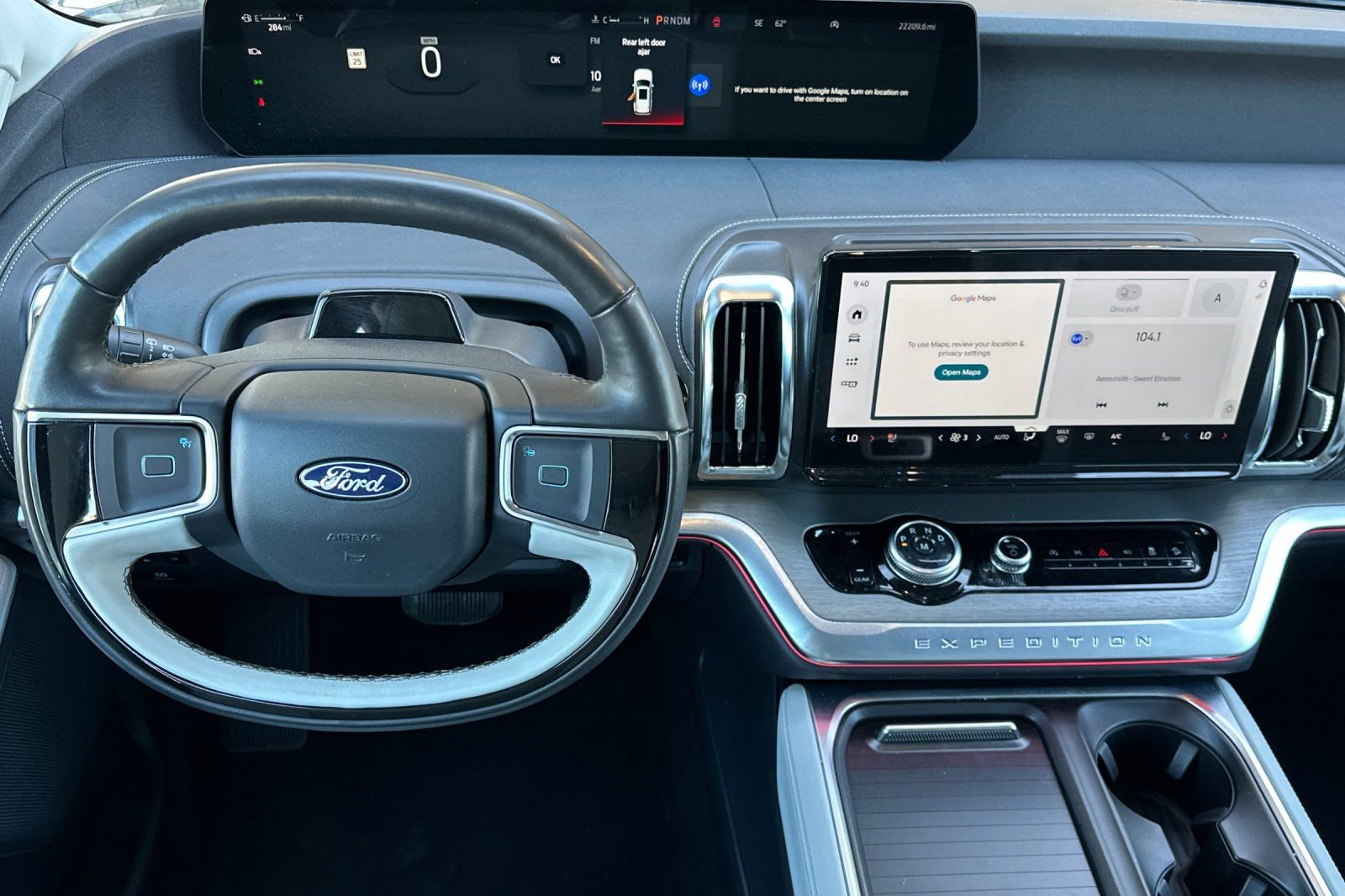 Certified 2025 Ford Expedition Max Platinum w/ Driver's Package AWD/4WD image 10