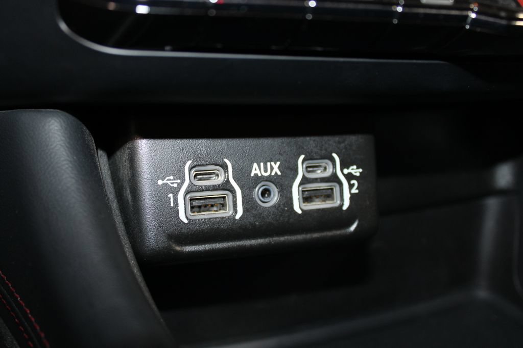 Used 2024 Dodge Durango GT RWD image 48