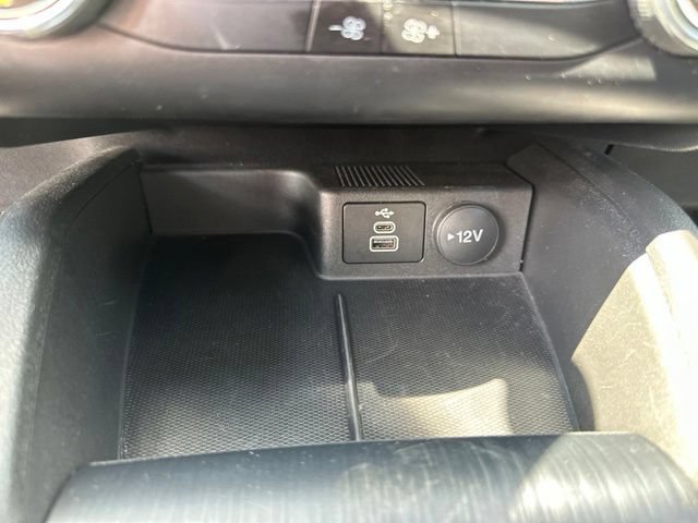 Certified 2025 Ford Escape Active AWD/4WD image 29