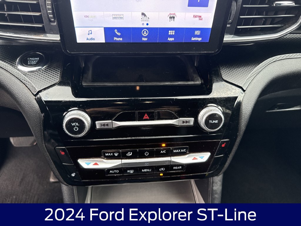 Certified 2024 Ford Explorer ST-Line w/ Class IV Trailer Tow Package AWD/4WD image 19