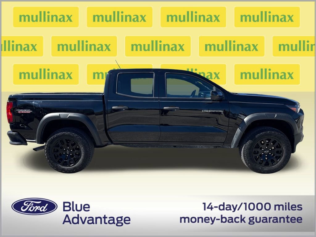 Used 2024 Chevrolet Colorado Trail Boss w/ Technology Package image 2