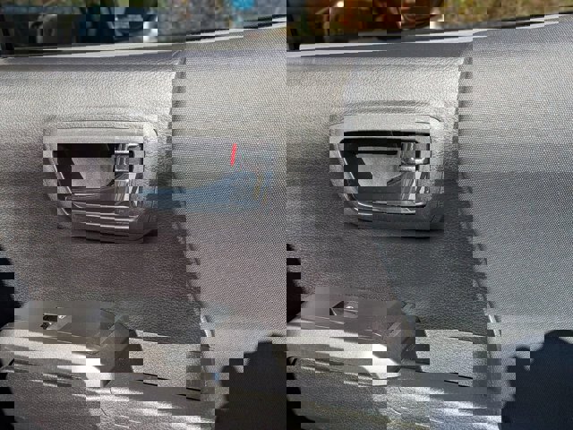 Used 2020 Toyota Tacoma TRD Off-Road image 34