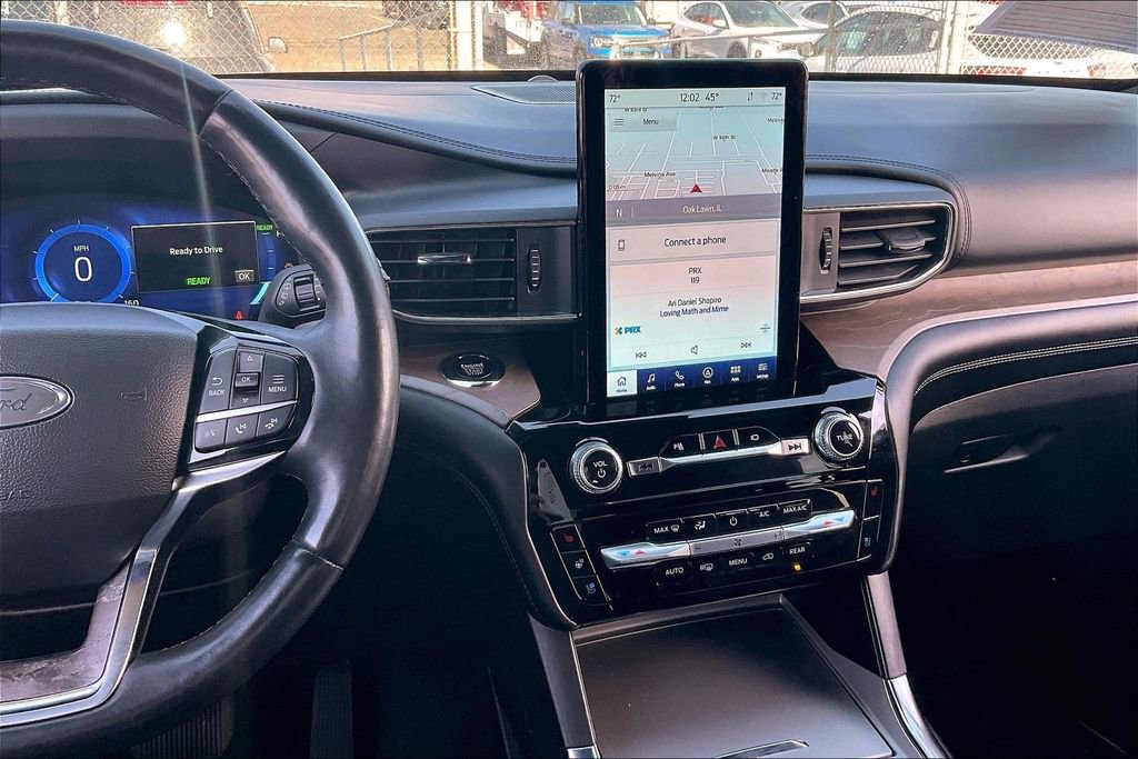 Certified 2023 Ford Explorer Platinum w/ Technology Package image 5