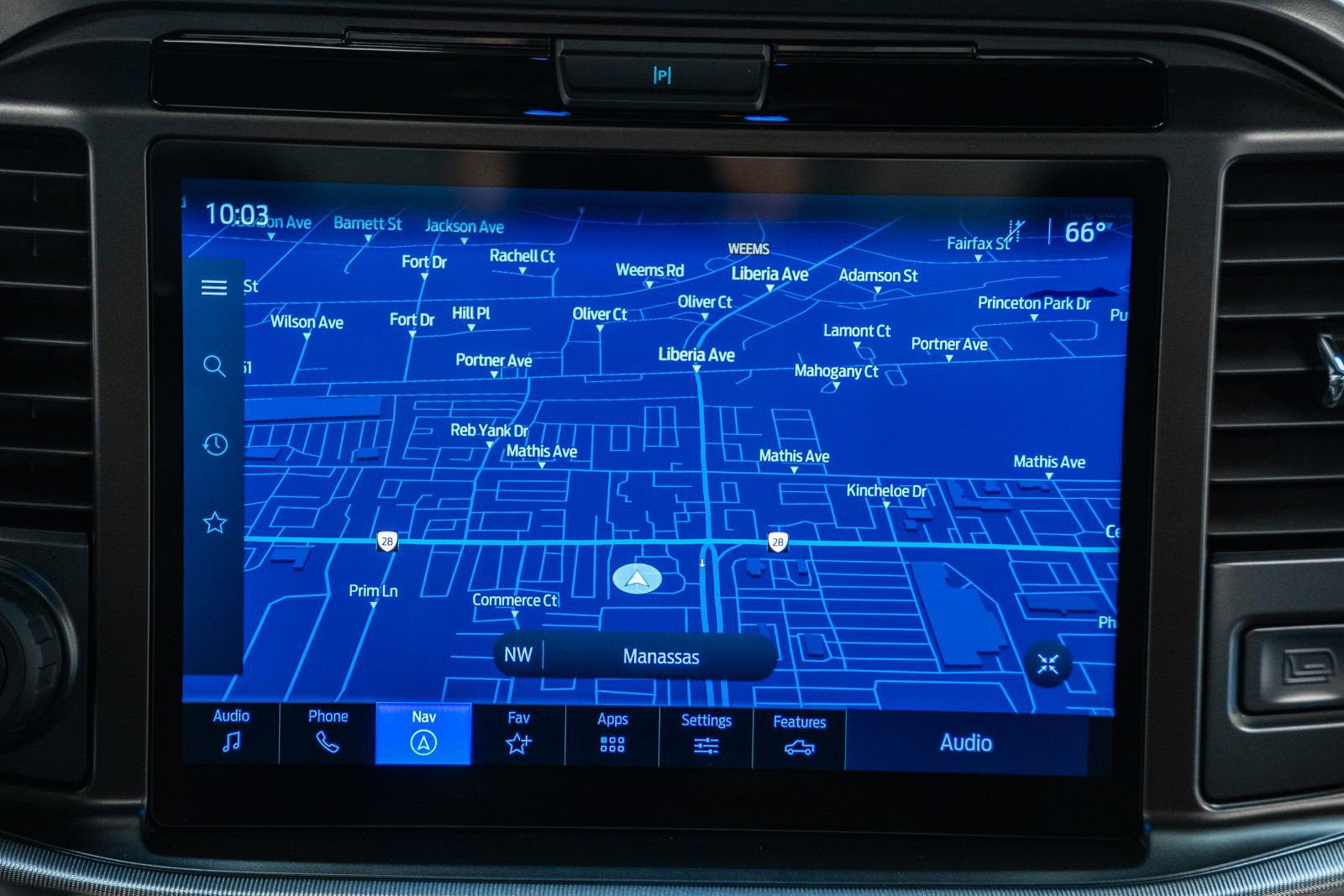 Certified 2025 Ford F150 Lariat w/ Equipment Group 502A High image 28