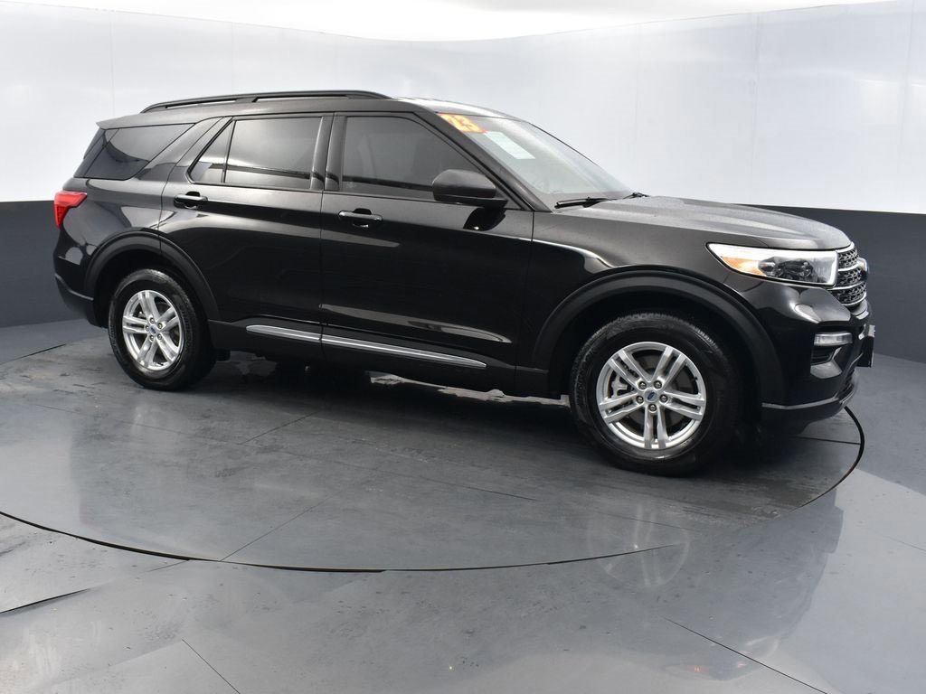 Certified 2023 Ford Explorer XLT w/ Equipment Group 202A image 6