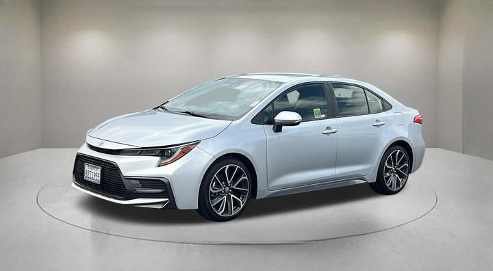 Used 2022 Toyota Corolla SE w/ Carpet Mat Package (TMS) FWD image 2
