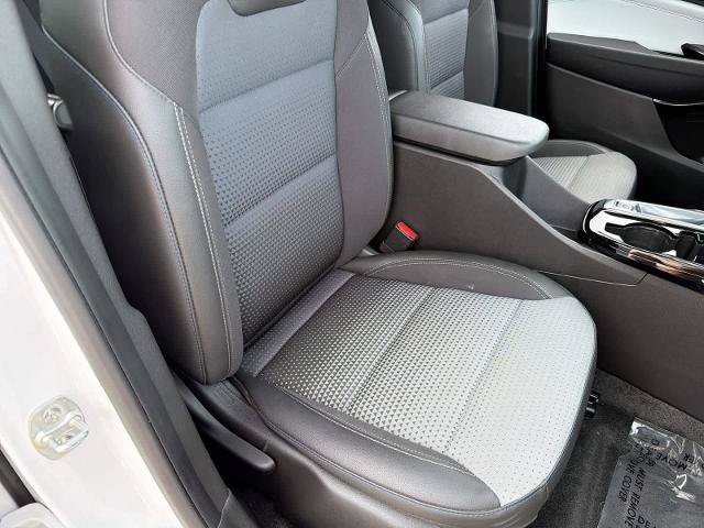 Used 2024 Chevrolet Trax LT w/ Driver Confidence Package FWD image 22