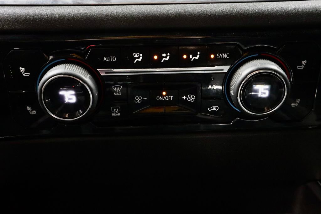 Used 2023 Chevrolet Silverado 1500 RST image 28