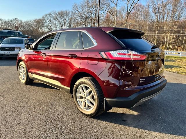 Certified 2024 Ford Edge SEL w/ Convenience Package AWD/4WD image 5