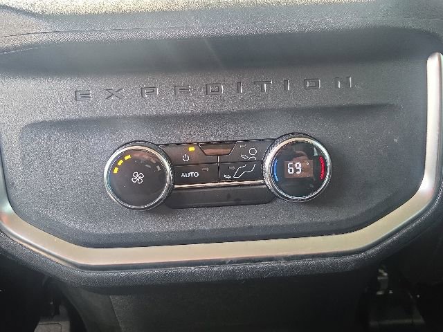 Certified 2025 Ford Expedition Max Active AWD/4WD image 23
