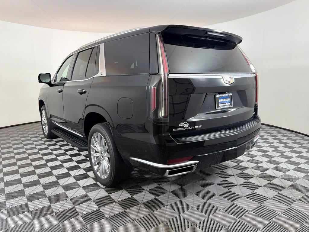 Used 2024 Cadillac Escalade Premium Luxury AWD/4WD image 5