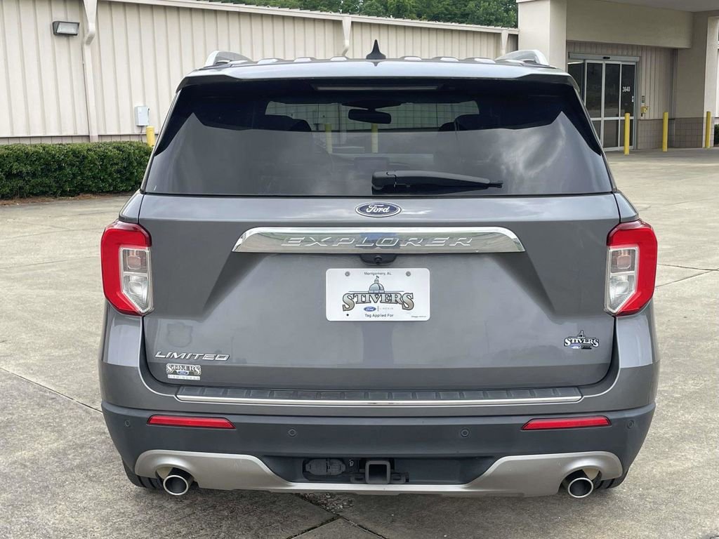 Certified 2022 Ford Explorer Limited w/ Equipment Group 301A RWD image 4