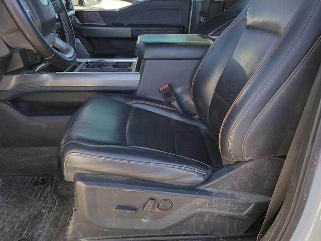 Certified 2025 Ford F350 Lariat w/ Lariat Ultimate Package image 6