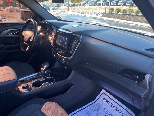 Used 2022 Chevrolet Traverse LT image 41
