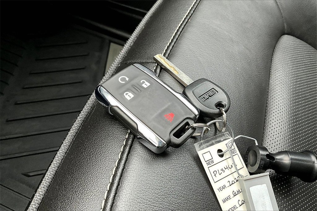 Used 2022 GMC Canyon Denali image 13