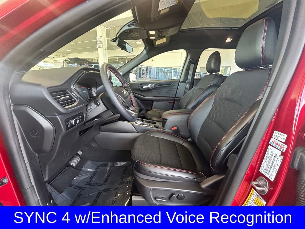 Certified 2025 Ford Escape ST-Line w/ Equipment Group 301A image 10