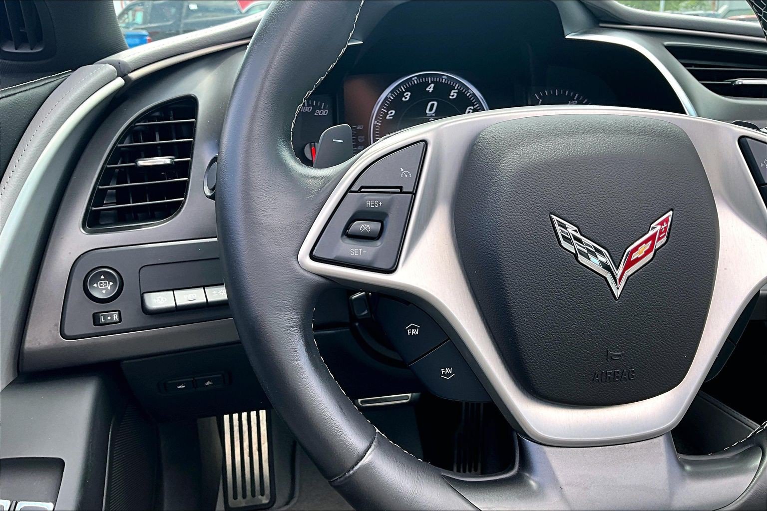 Used 2019 Chevrolet Corvette Grand Sport RWD image 17