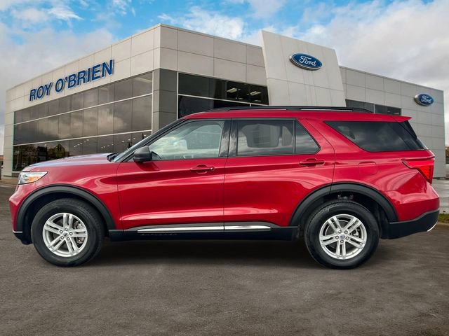 Certified 2024 Ford Explorer XLT w/ Equipment Group 202A image 2