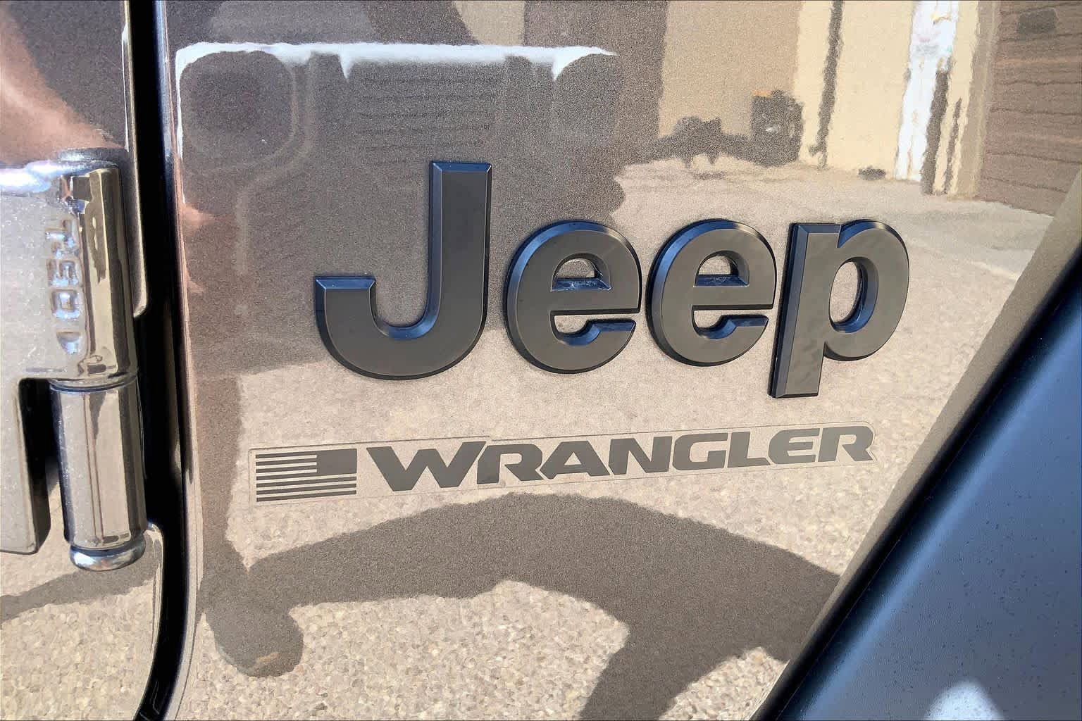 Used 2023 Jeep Wrangler Sport AWD/4WD image 31