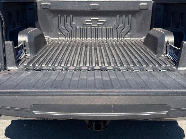 Used 2022 Chevrolet Silverado 1500 LT AWD/4WD image 34
