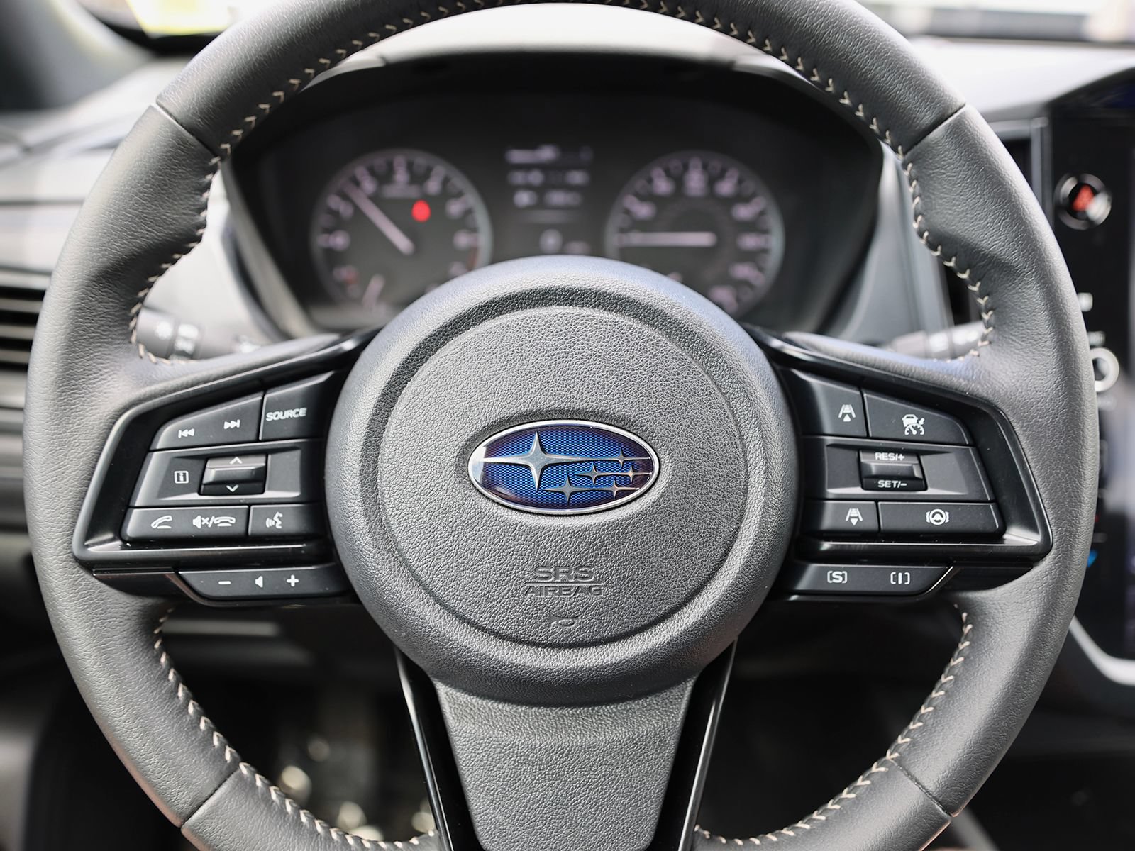 Used 2025 Subaru Forester Premium AWD/4WD image 36