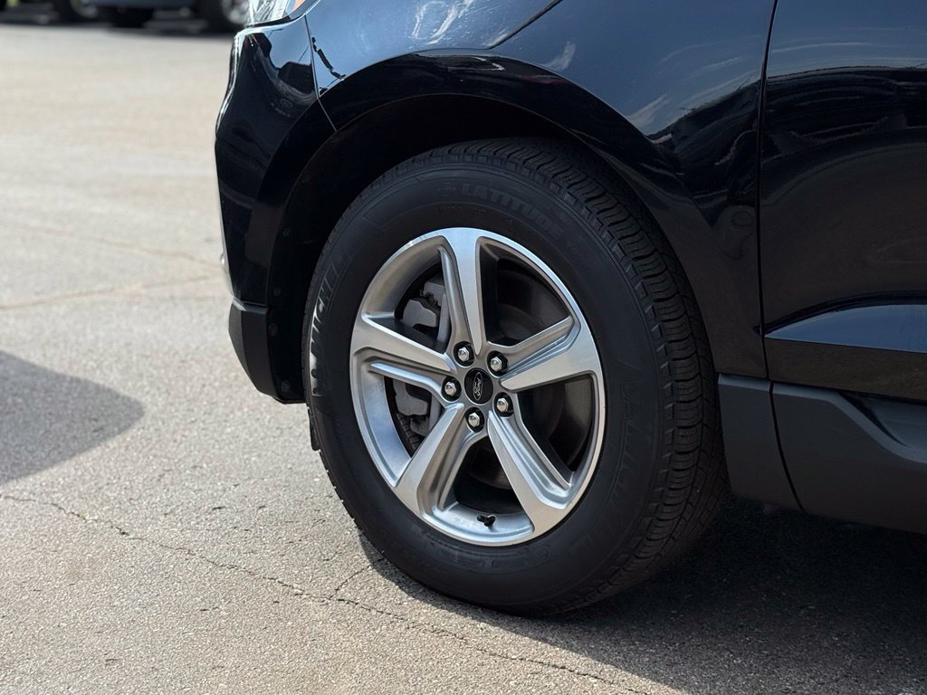 Certified 2024 Ford Edge SEL w/ Convenience Package AWD/4WD image 44