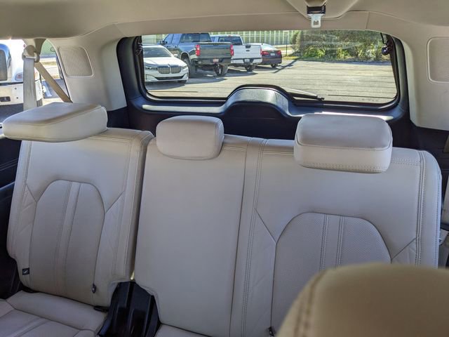 Certified 2022 Ford Expedition Max Platinum image 22