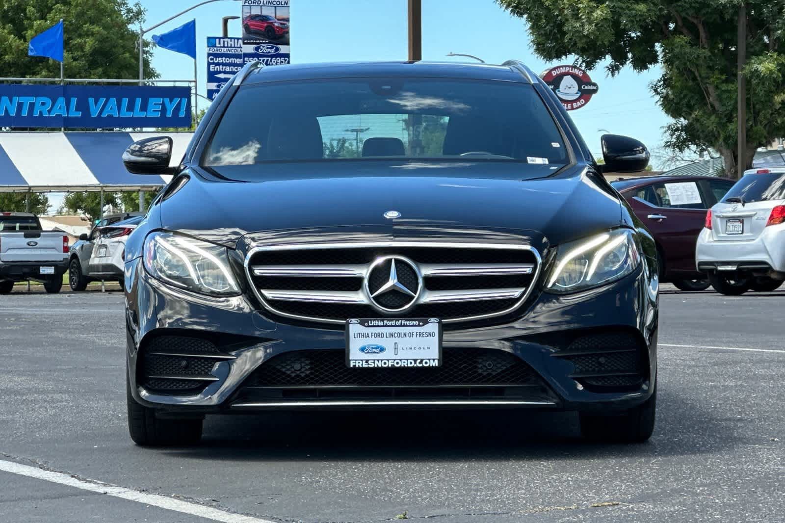 Used 2017 Mercedes-Benz E 400 4MATIC Wagon image 8