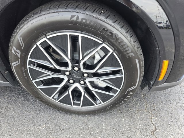 Certified 2025 Ford Mustang Mach-E Premium AWD/4WD image 41