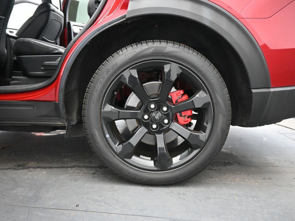 Certified 2020 Ford Explorer ST w/ ST Street Pack image 20