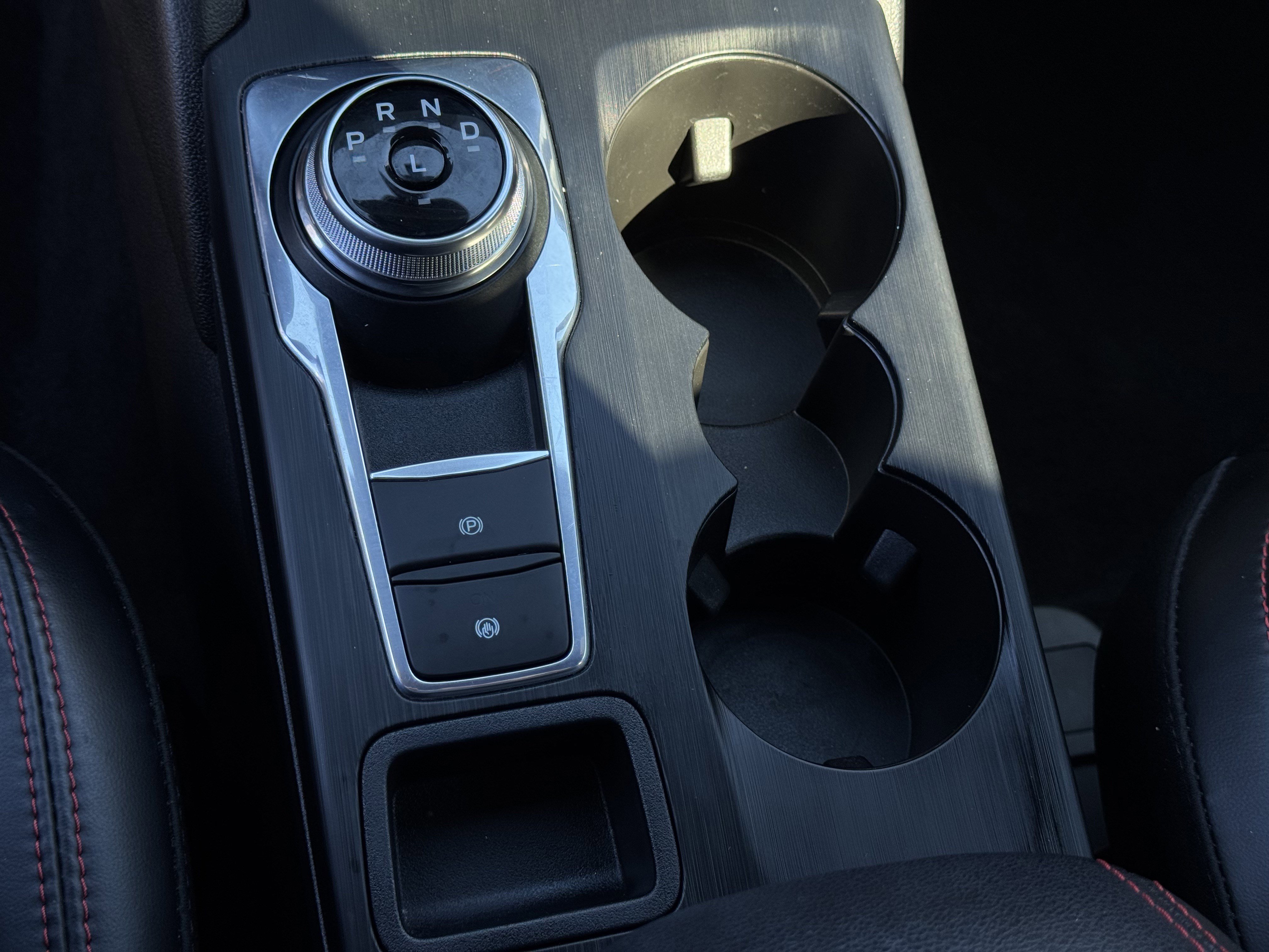 Certified 2025 Ford Escape ST-Line w/ Tech Pack #1 image 20