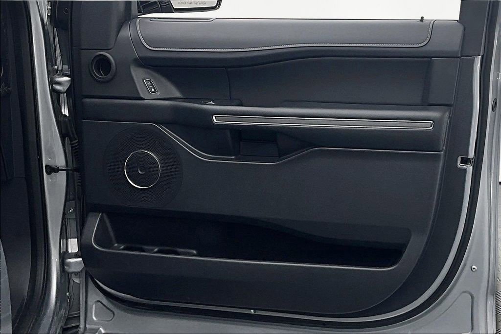 Certified 2024 Ford Expedition Max XLT image 24