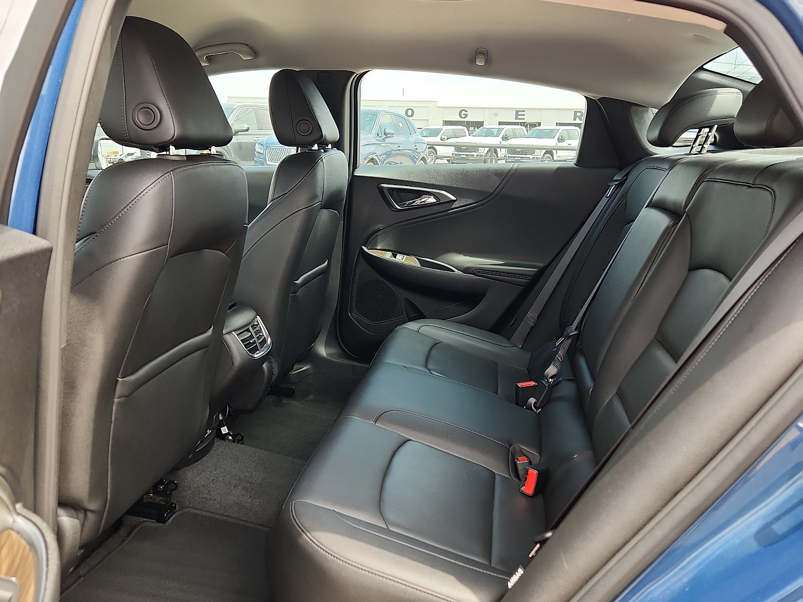 Used 2024 Chevrolet Malibu LT FWD image 9