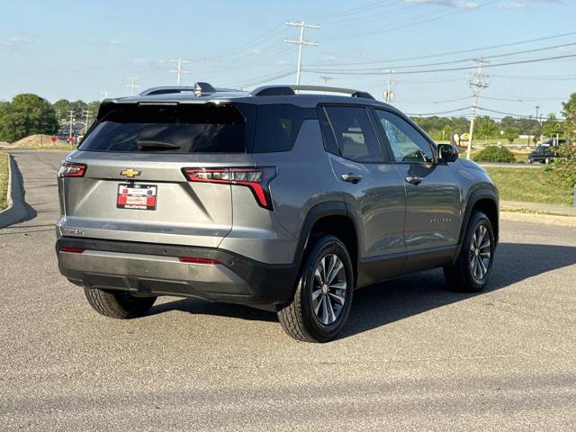 Used 2025 Chevrolet Equinox LT w/ Convenience Package II FWD image 5