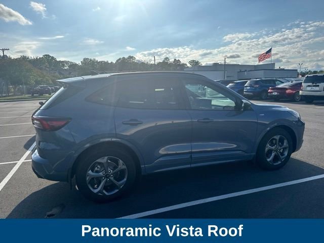 Certified 2023 Ford Escape ST-Line w/ Tech Pack #1 FWD image 8