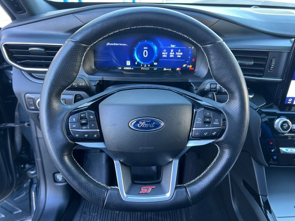 Certified 2022 Ford Explorer ST w/ Equipment Group 401A image 15