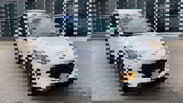 Certified 2021 Ford Escape SE w/ SE Sport Appearance Package image 4