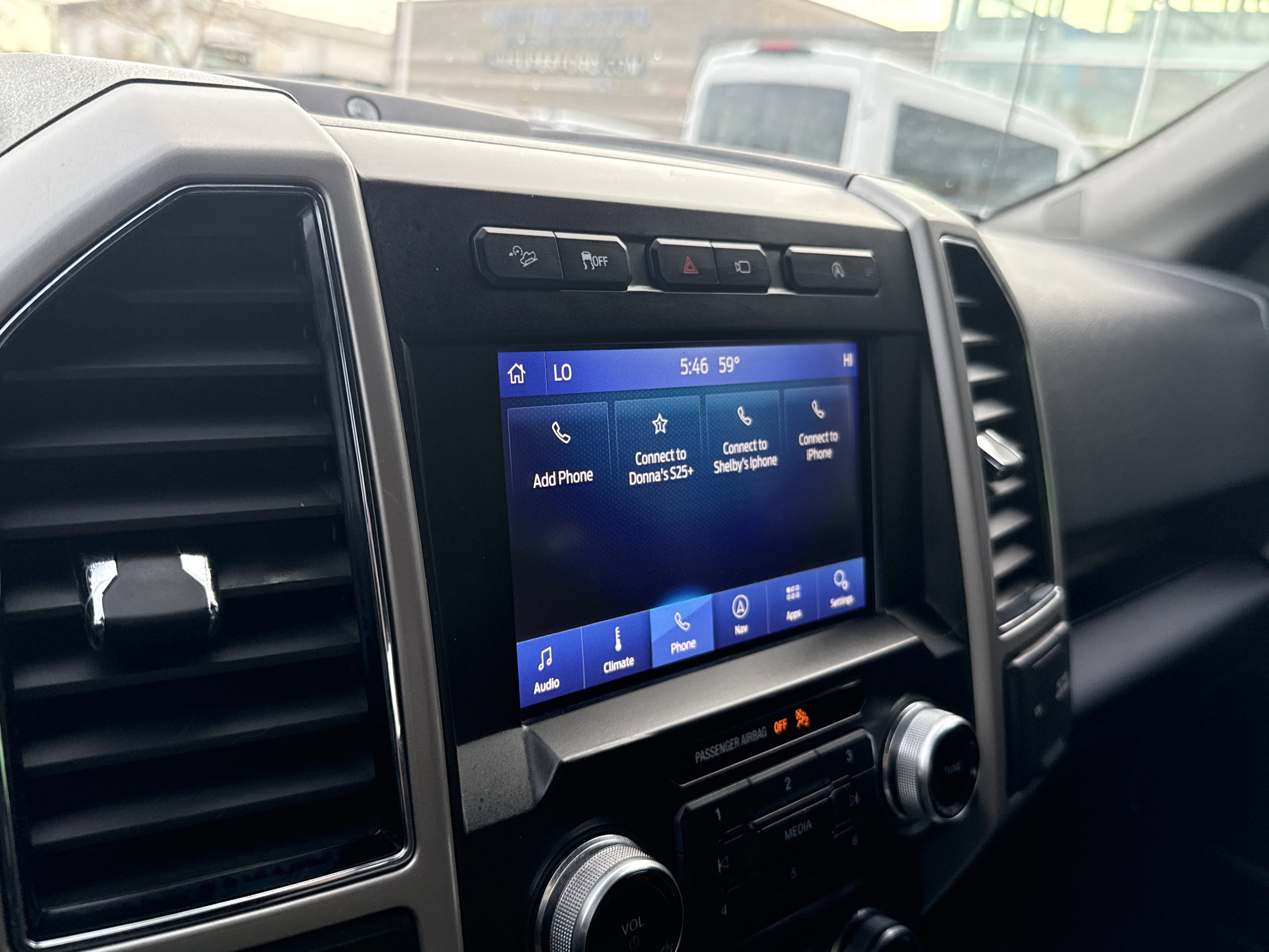 Certified 2019 Ford F150 Lariat w/ Equipment Group 502A Luxury image 22