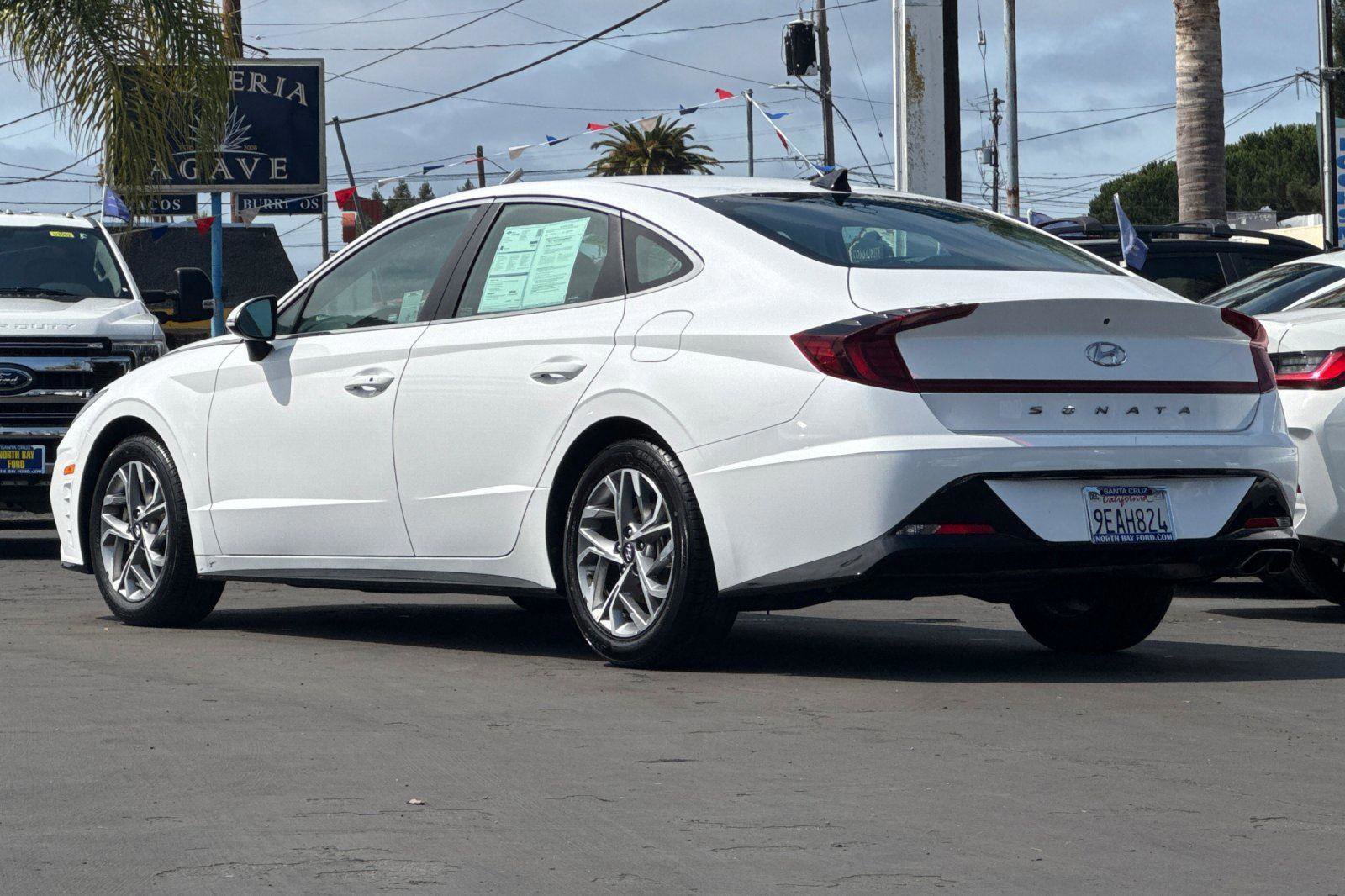 Used 2023 Hyundai Sonata SEL image 3