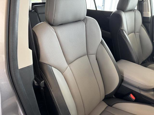 Used 2025 Subaru Outback Limited AWD/4WD image 19