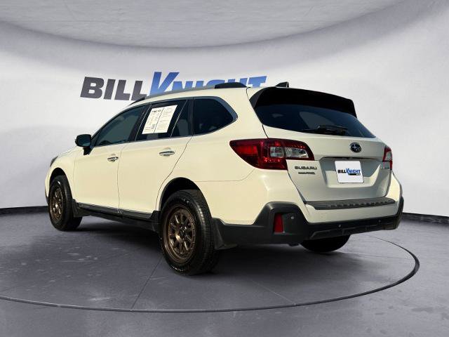 Used 2019 Subaru Outback 2.5i Touring AWD/4WD image 3