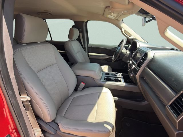 Certified 2020 Ford Expedition XLT w/ Cargo Package RWD image 11